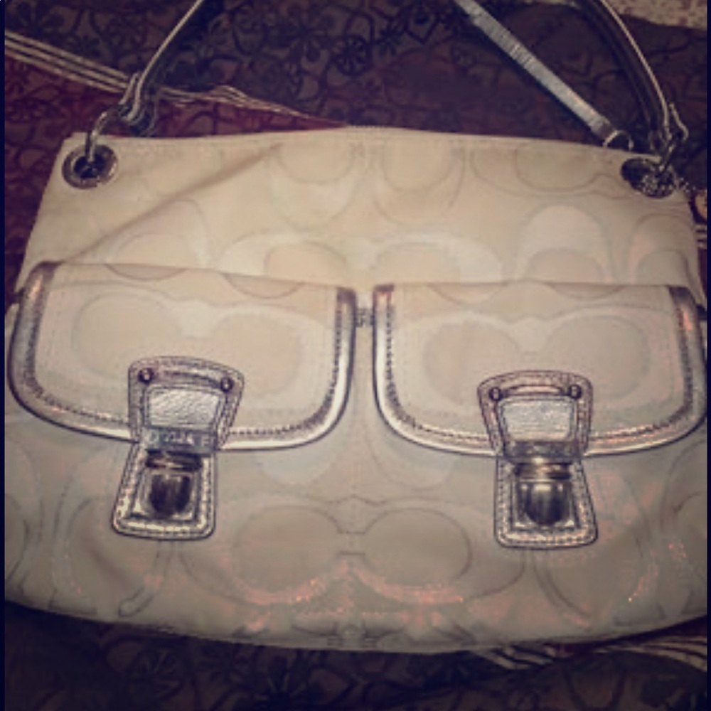 Beautiful Genuine Coach bag